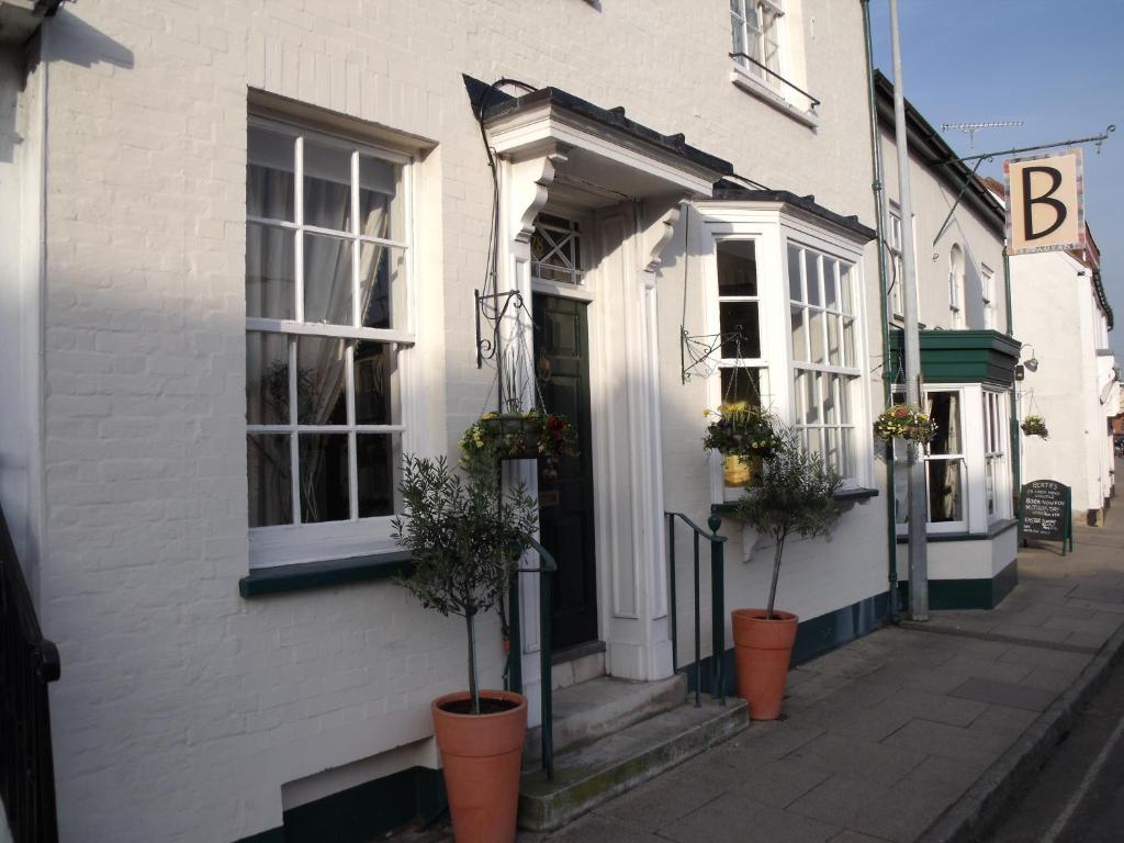 Berties Hotel Romsey Exterior foto